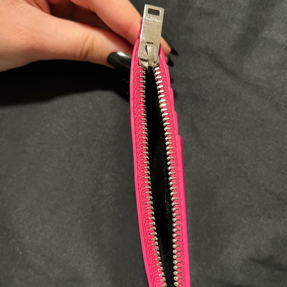 SAINT LAURENT🦩ZIP CARD CASE - Picture 4 of 9